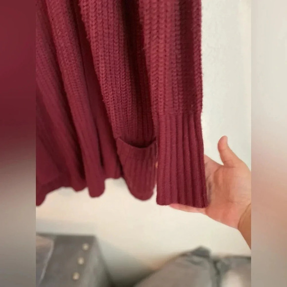 Arizona Jean Company women’s  burgundy red cardigan with pockets size L - Picture 4 of 7